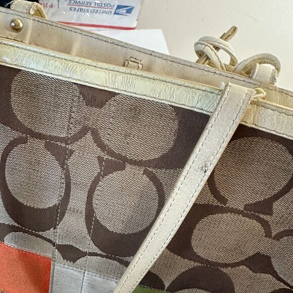 Coach Signature Multi-Color Leather Canvas Bag #10859 Clip Close Handle - Picture 12 of 14